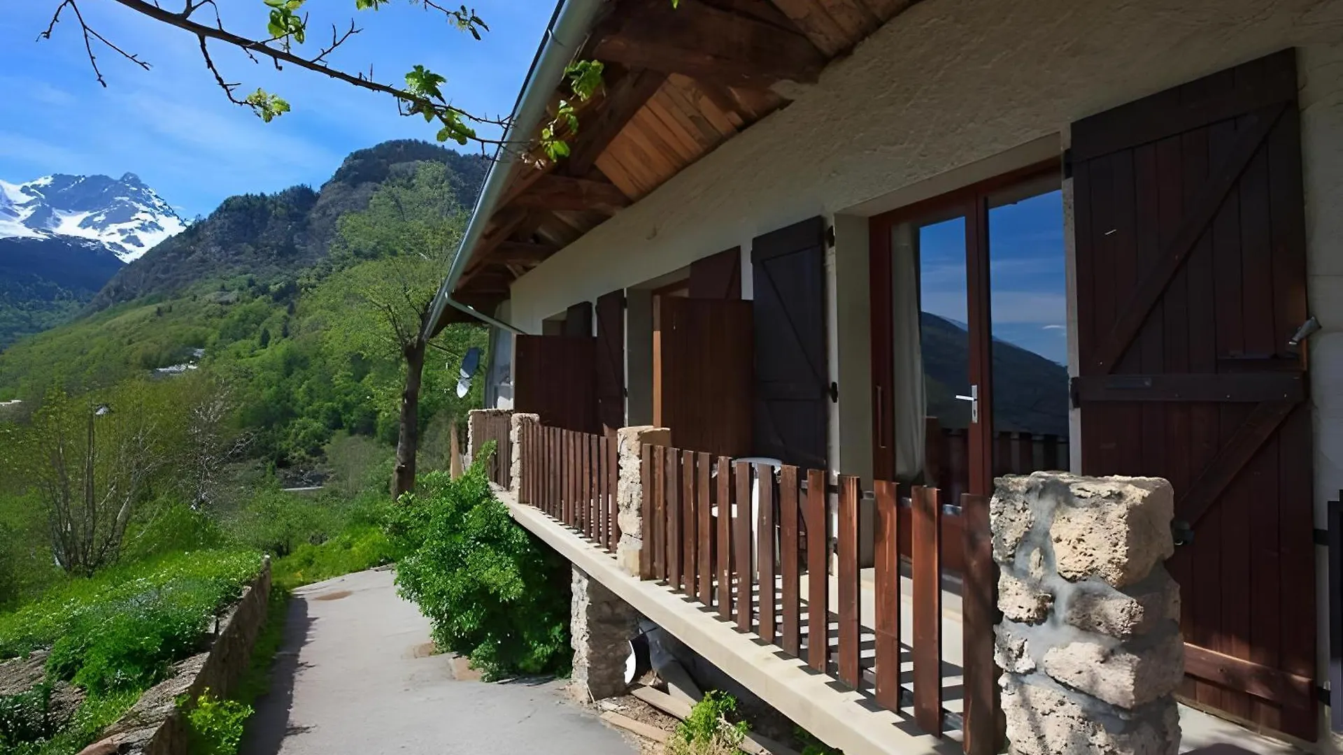 Chambre D'Hote Gite Passoud Oz Guest house
